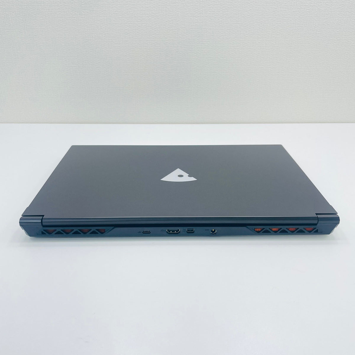 Mouse Gaming K5-I7GM5BK-A 15.6" FHD i7-12650H Ram 16GB SSD 512GB , Card rời NVIDIA Gefore GTX MX550 2GB