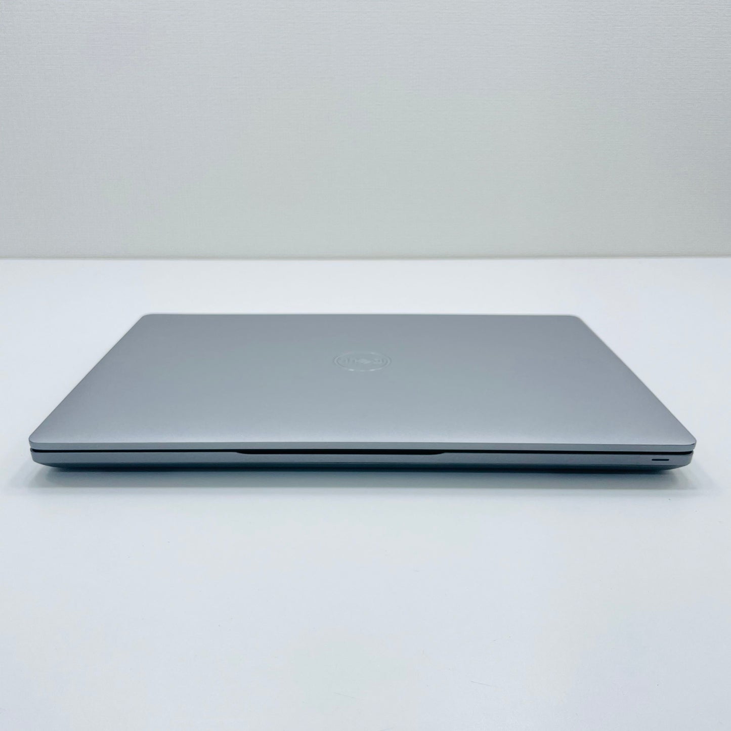 Dell latitude 5400 Chrome 14" FHD Cảm ứng Core i5 8th Ram 8GB SSD 128GB