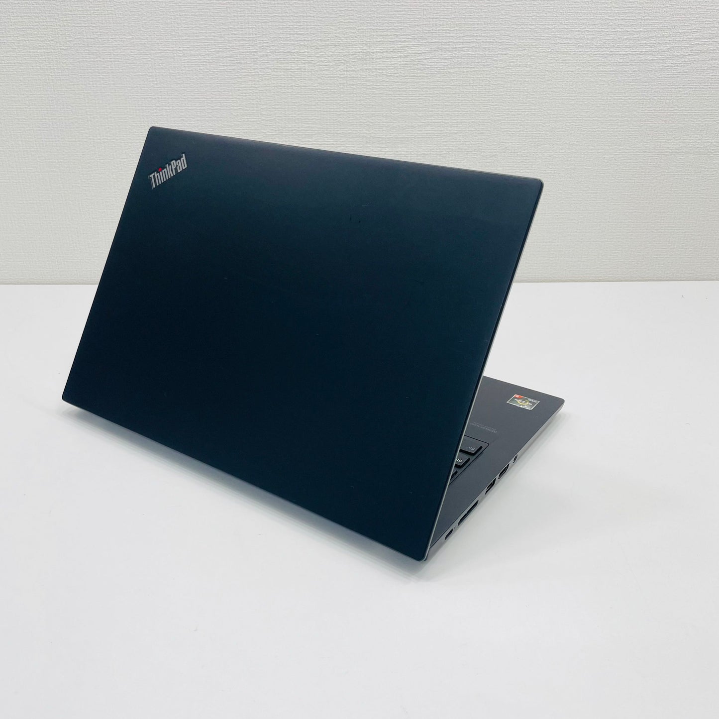 Lenovo ThinkPad X13 Gen 1 13.3" FHD AMD Ryzen 5 PRO 4650U Ram 8GB SSD 256GB