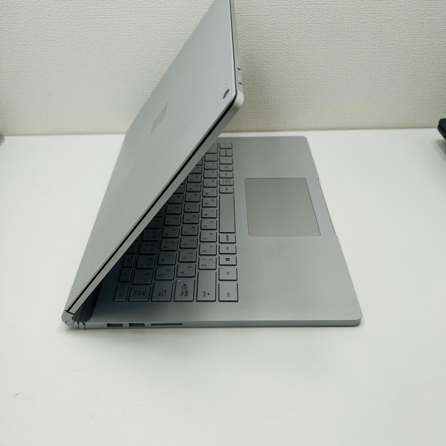 Surface Book 2