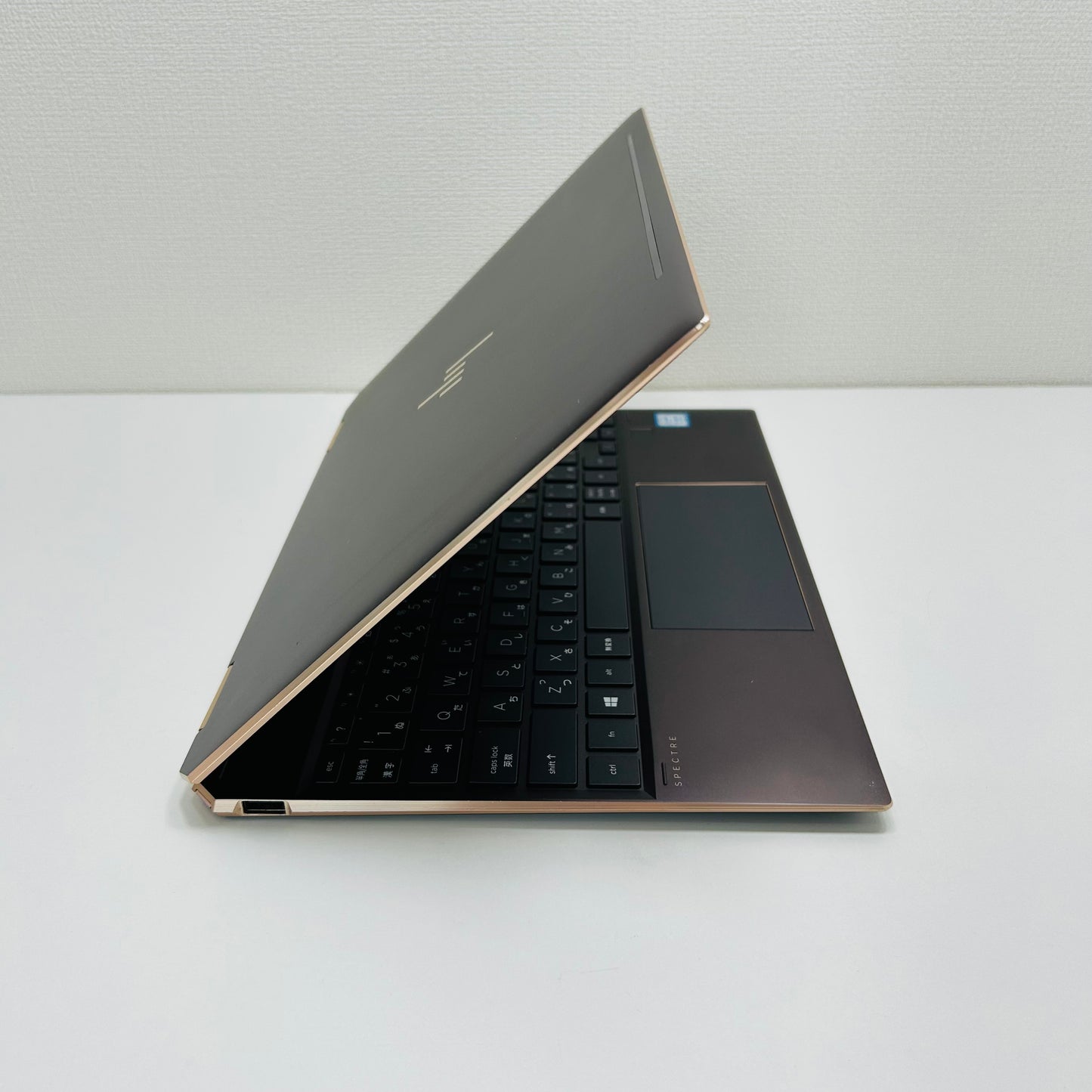 HP  Spectre x360 13-ap0000