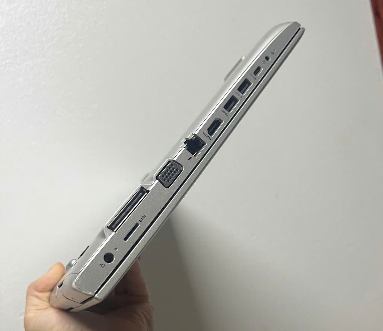 Hp probook 650G5 15.6” i3 8th ram 8gb ssd 128gb