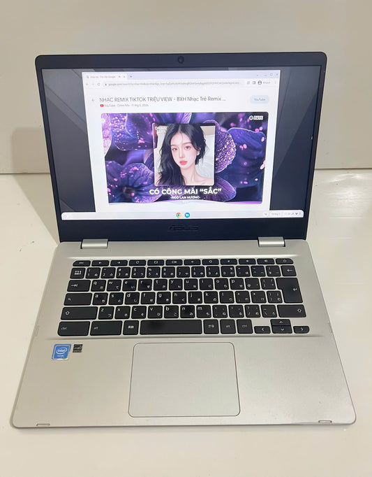 ASUS Chromebook C423